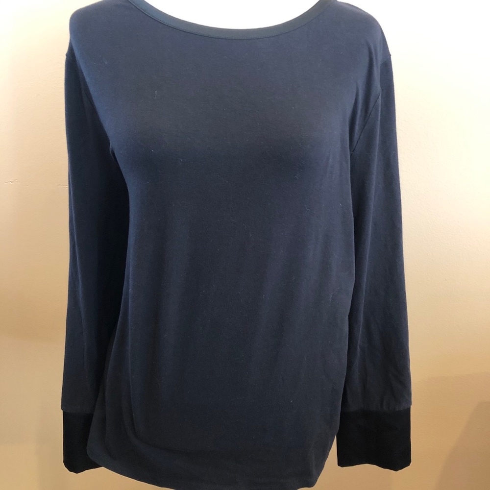 August Max black long sleeve tee with satin detail , size 5 (1x-2x)